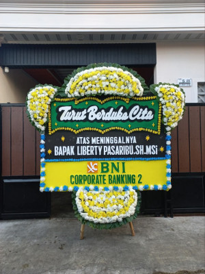 Papan Bunga Duka di Aboy