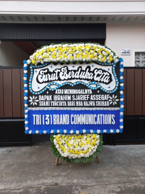 Papan Bunga Duka di Aboy